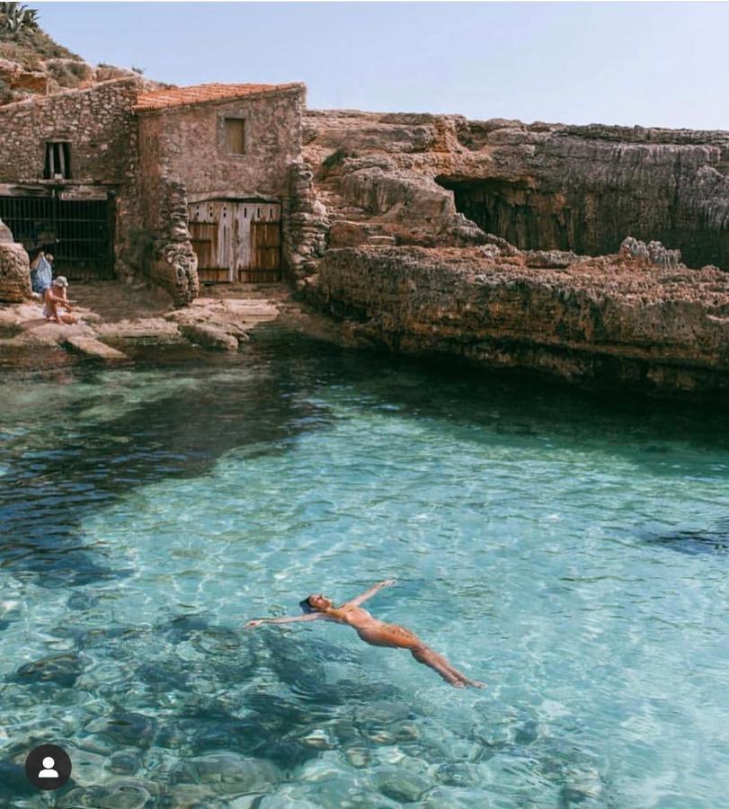 Finca Hotel Rural Es Turo Ses Salines  Esterno foto
